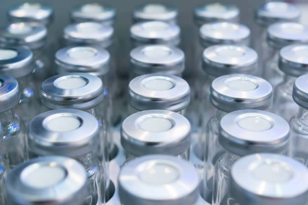 Vacinas armazenadas com umidade e temperatura adequadas